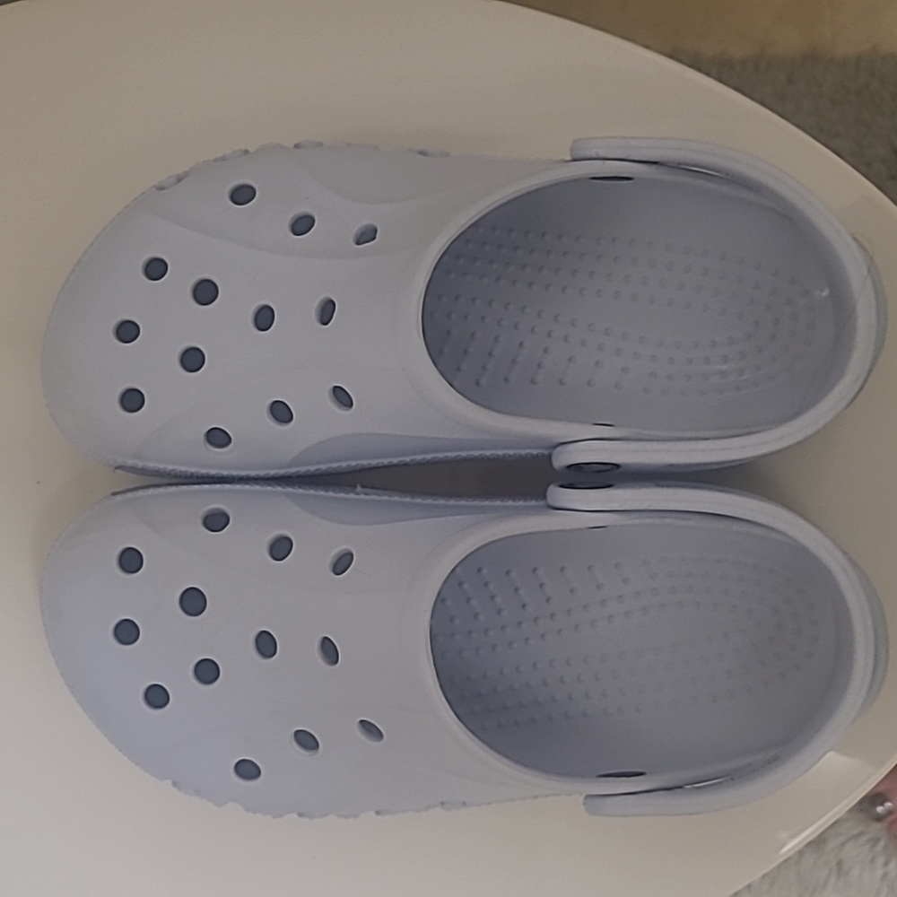Baya Clog Crocs Mineral Blue 7W  9M  Good Condition